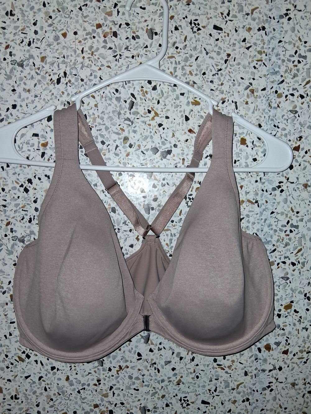 Women's Delimira Bra Beige Size 40DD No Padding With Wires